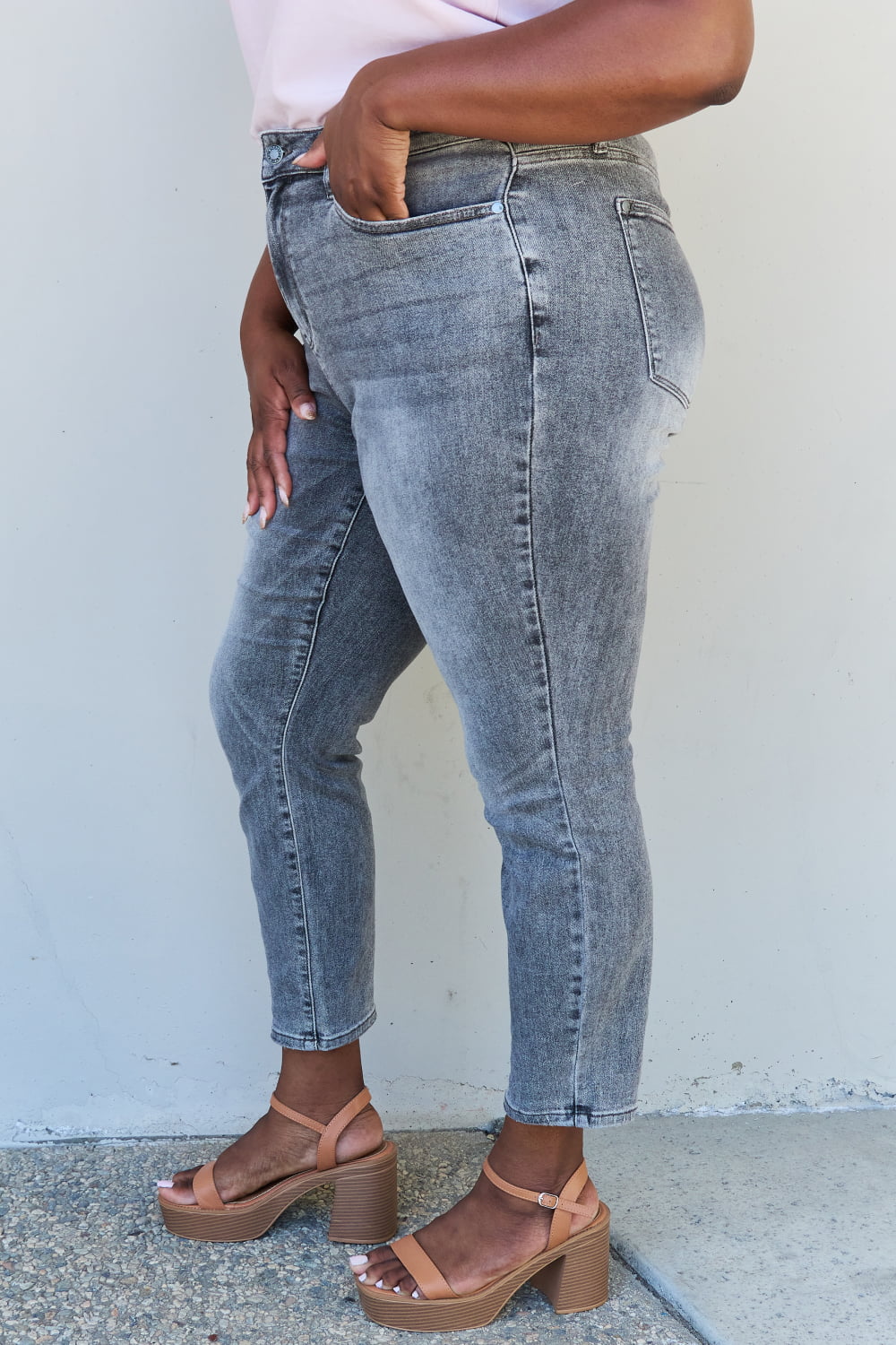 Judy Blue Racquel High Waisted Stone Wash Slim Fit Jeans